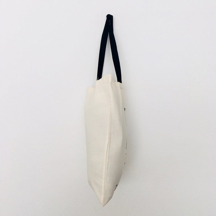 UNIVERSal - beige bag with black handle - 38 x 42 cm