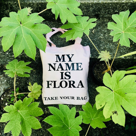 Organic cotton, certified cotton bags, Swiss design, TAKE YOUR BAG, TOMS FLOWER CLUB, Stofftasche, tote bag, shopping bag, Einkaufstasche, NEUTRAL, Certified Responsibility, EarthPositive, FAIRTRADE, my name is Flora
